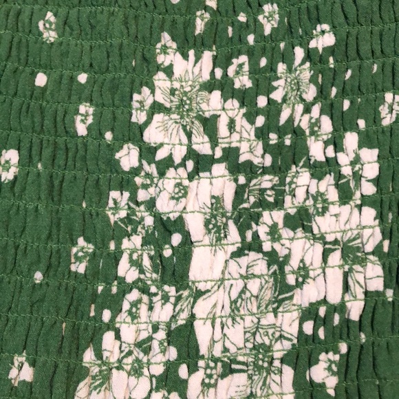 Free People green w white flower crop top size 0 - Picture 4 of 5